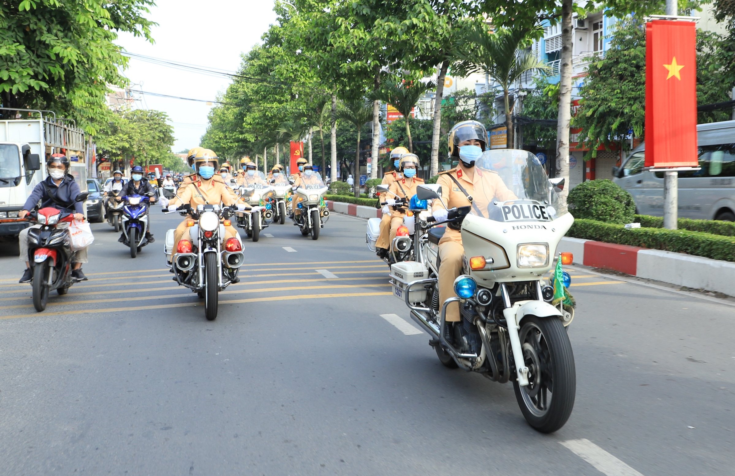 z2504933802727_339ec369f98f69a70ab5cee7e192baf7.jpg
