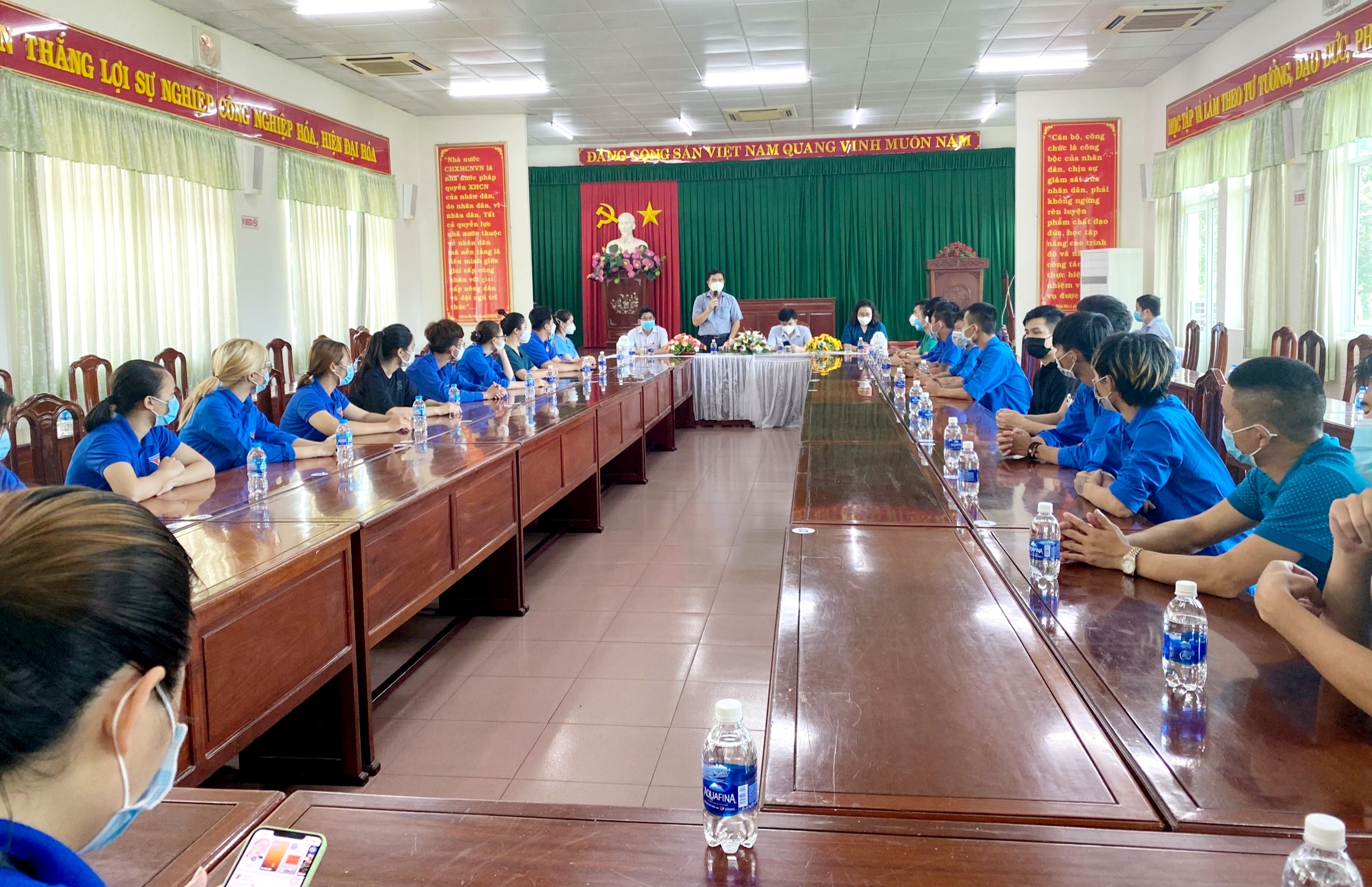 2.1 28-8-2021-tan UBND H.Nhơn Trạch tiếp nhận 32 tình.jpg?t=1779785404