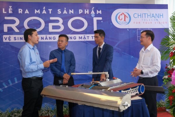3.1 2-9-2021-tan Giới thiệu sản phẩm robot vệ sinh.jpg?t=1779785404