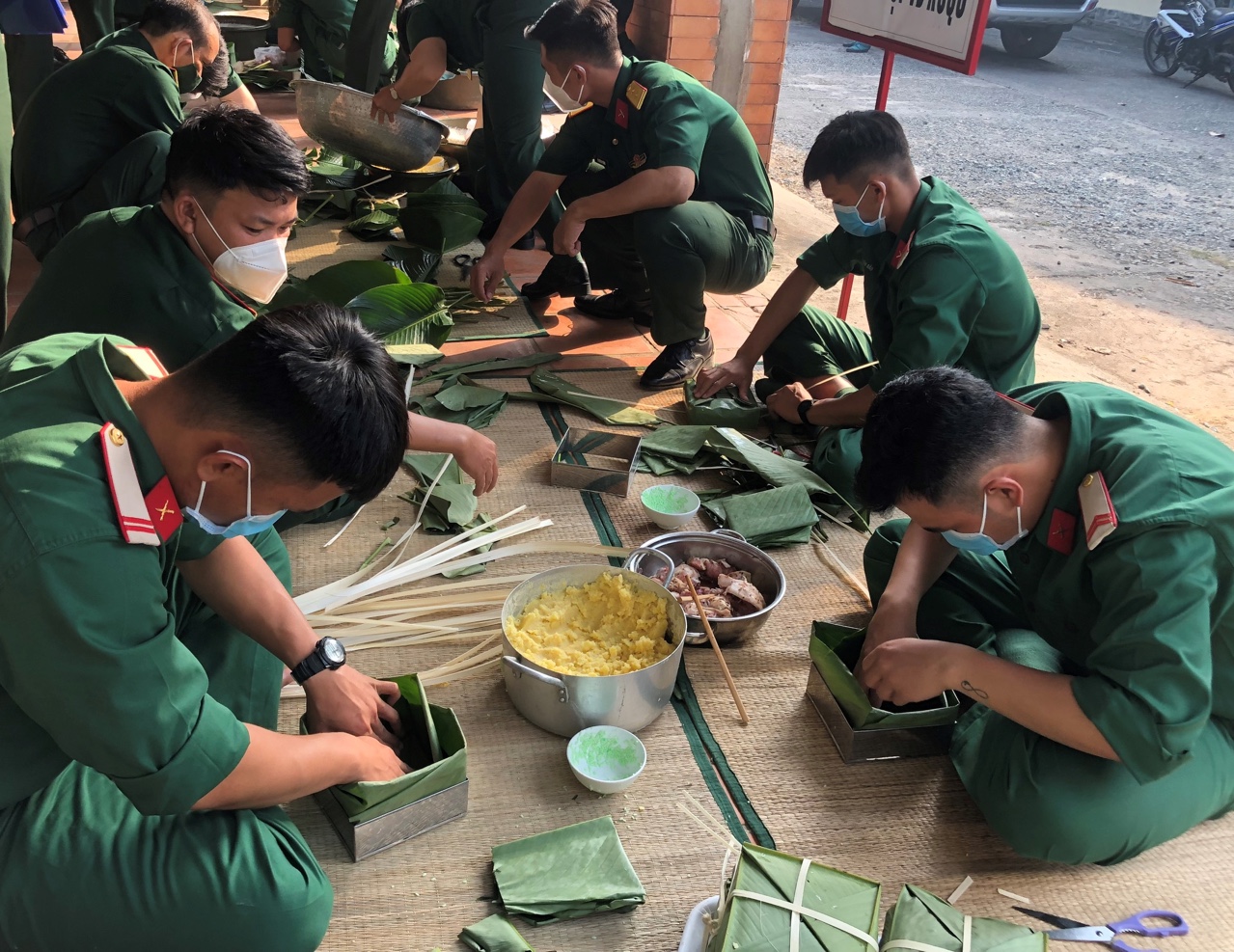 1.2-30-1-2022-tan banh chung.jpg?t=1779785404