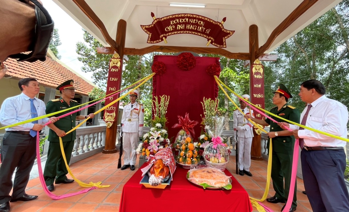 17-5 khanh thanh nha bia liet si Long Tho-1.jpg?t=1779785404