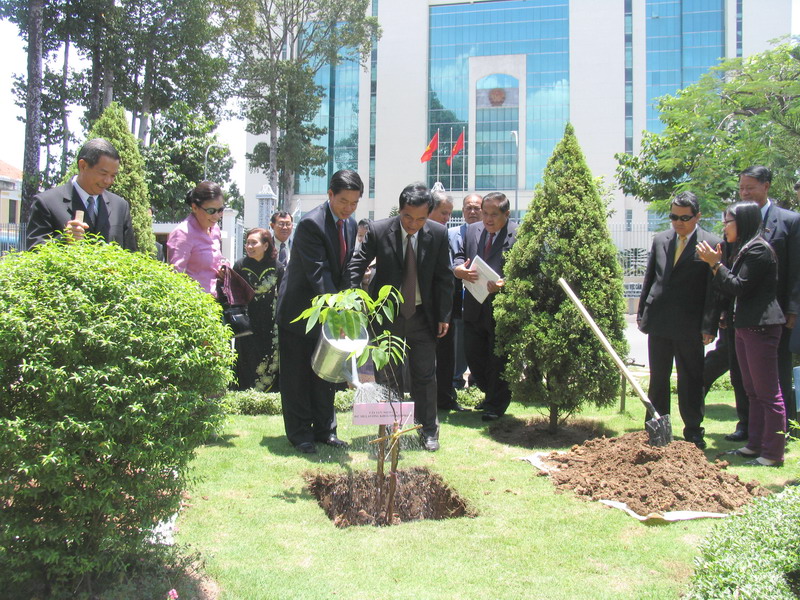 Lao1.jpg