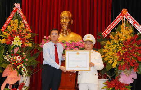 23.7-Kỷ niệm 50 năm Ngày truyền thống lực lượng.jpg?t=1779785404