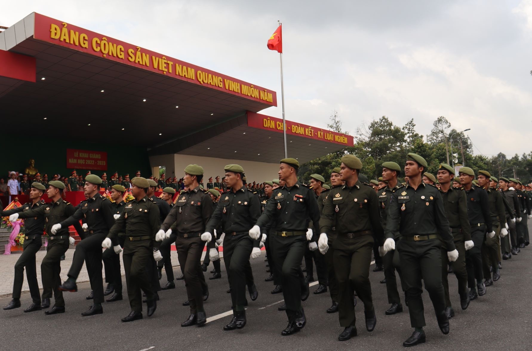 17.9- Lễ khai giảng TLQ2-2.jpg?t=1779785404