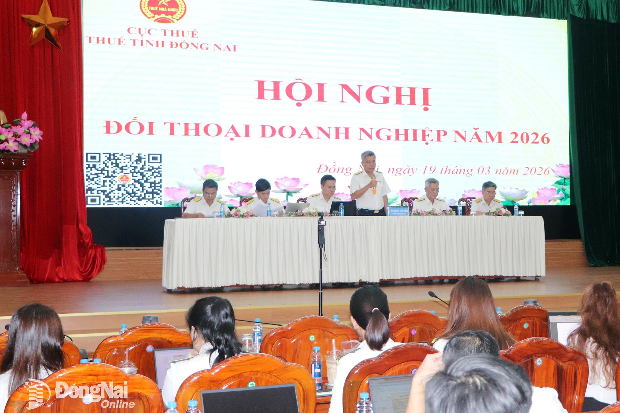 2tải xuống