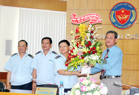3-1-2017_chutichUBNDchucmungcuchaiquan_phu.jpg