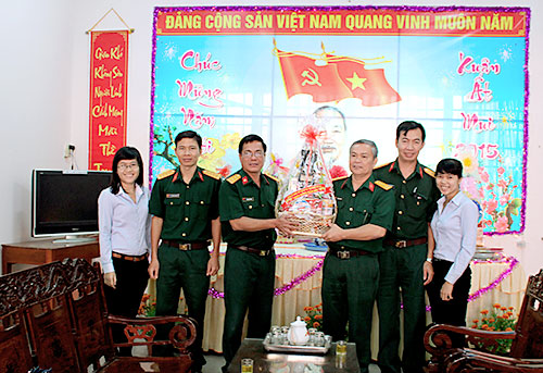 2402-Lucluong1.JPG