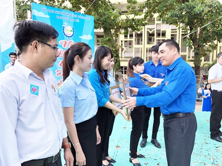270519-KhaiMacHeTinhNguyen.jpg