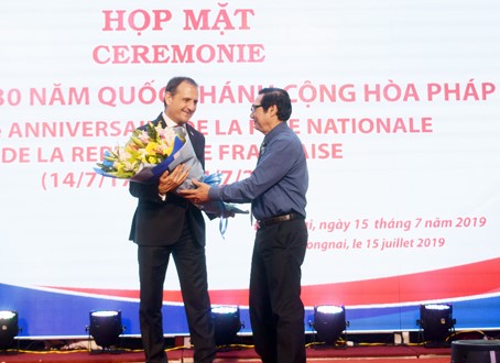 170719-HopMatKyNiem320NamQuocKhanhCongHoaPhap.jpg