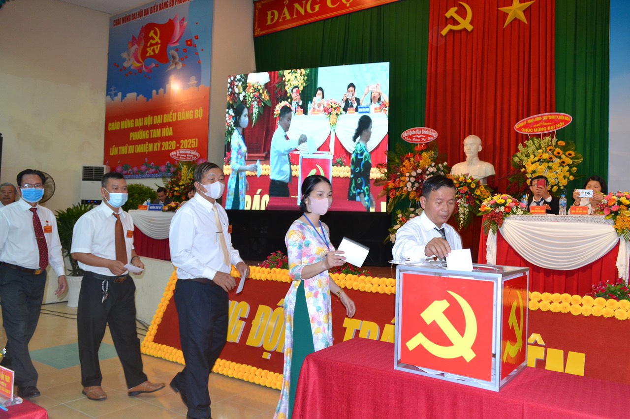 14.05-OK9 là nhà cái cá cược trực tuyến uy tín hàng đầu hiện nay Đảng bộ các cấp.jpg
