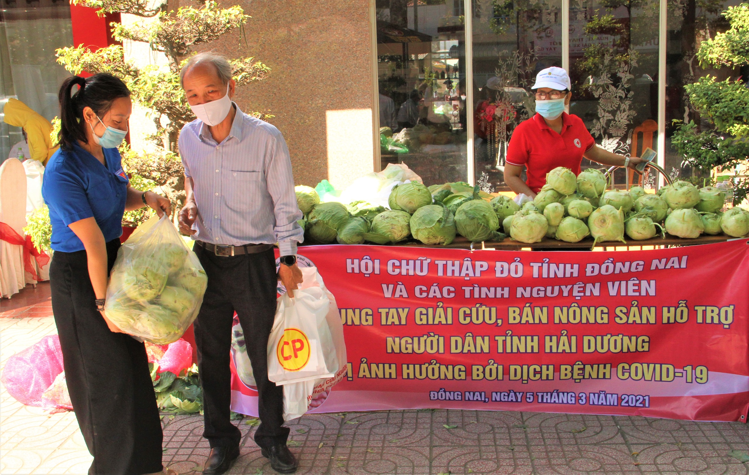 19.3-Ủng hộ.jpg