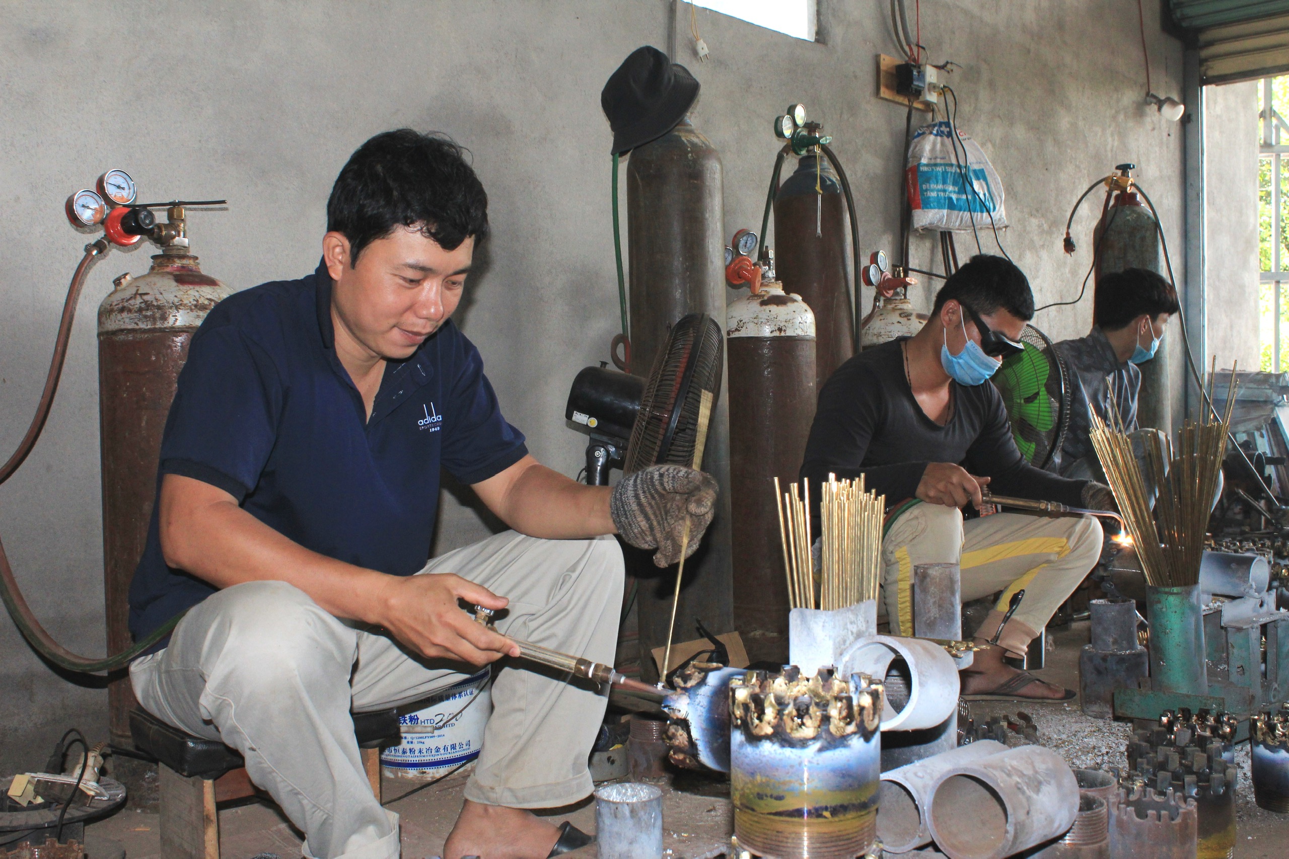 5.7-H1 Góp sức trẻ Sảnh Cá Cược Thể Thao Uy Tín Và Đẳng Cấp Nhất 2026 quê hương.jpg