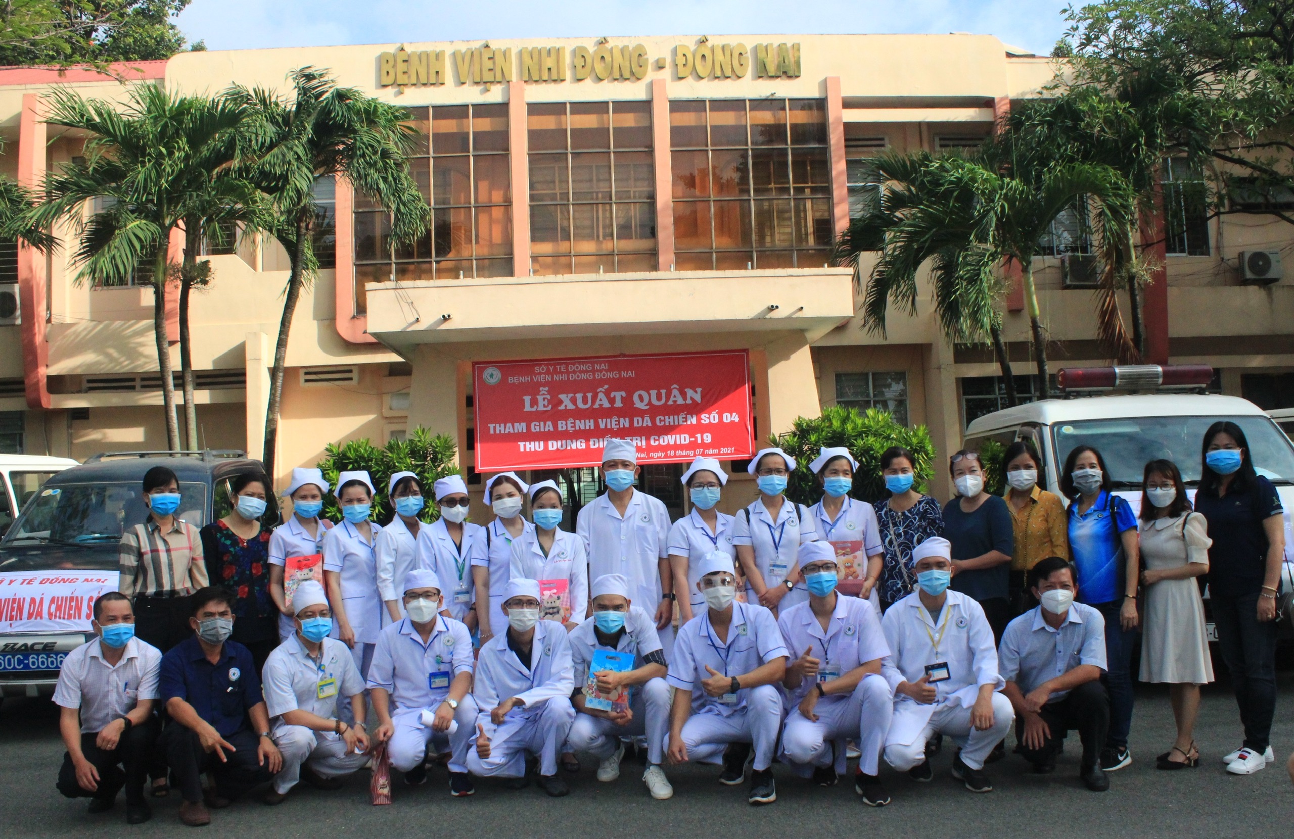 2.2 27-8-2021-tan Các y, bác sĩ Bệnh viện Nhi đồng.jpg