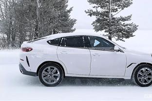 z2856685422472_66bb8ab136bb8a7c93c48f114d393275ohx.jpg