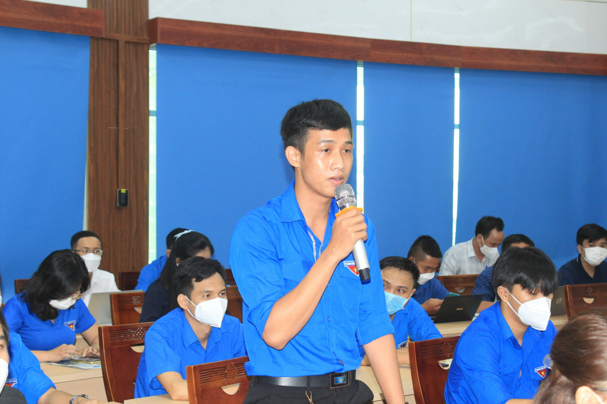 128cfa9e45638a3dd372.jpg