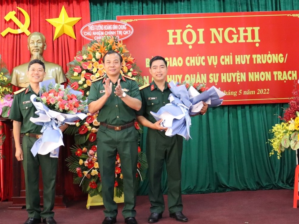 70bfe60d-5f06-45e5-8fa1-915d6ce2e414.jpg