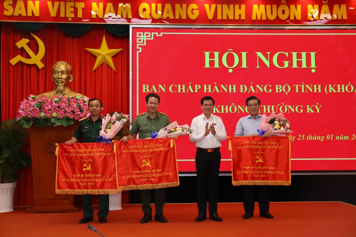f44fbe8a-c548-427e-a33d-b1cf5fd72a3d.jpg