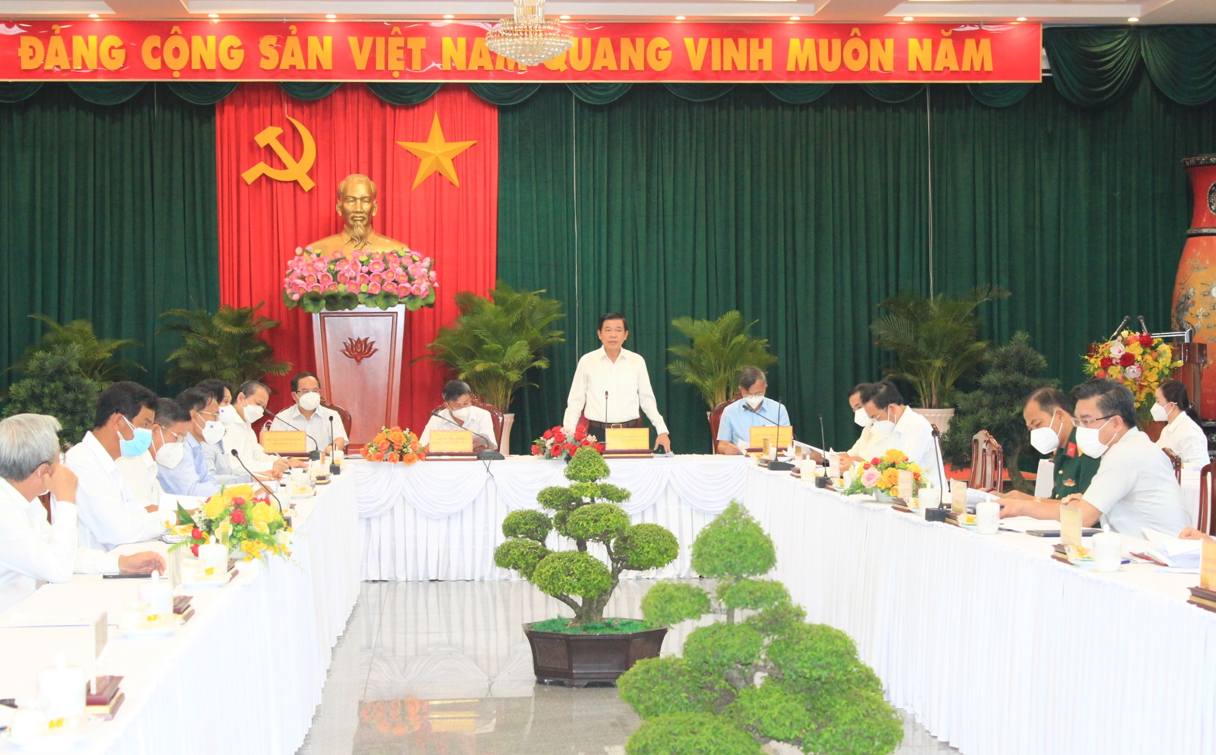 17.8.12.jpg