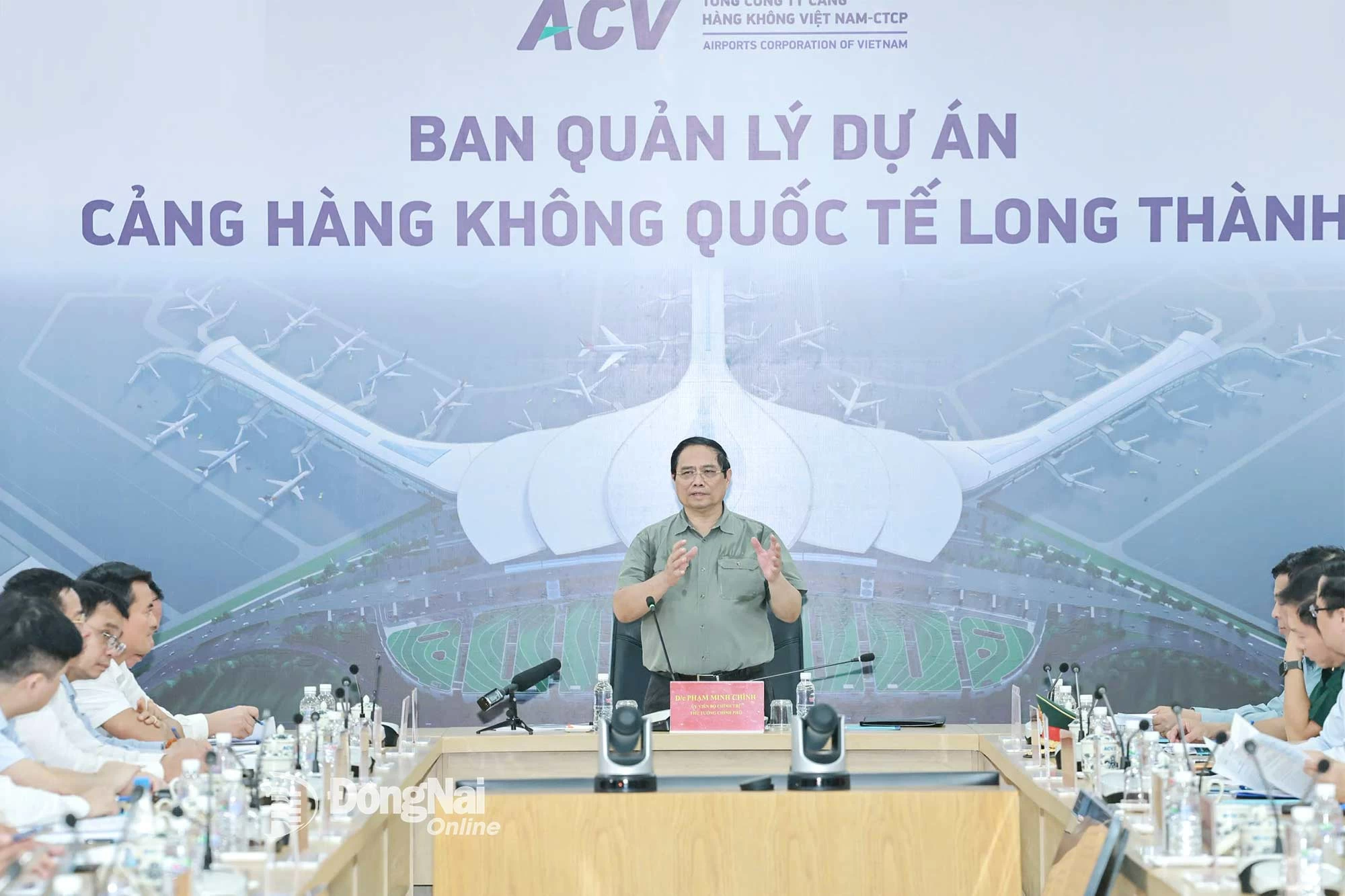 Hình 3