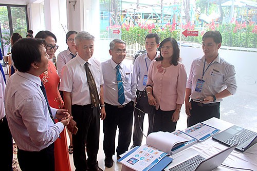 040719-KhaiTruongGiaiPhapDuLichThongMinh.jpg