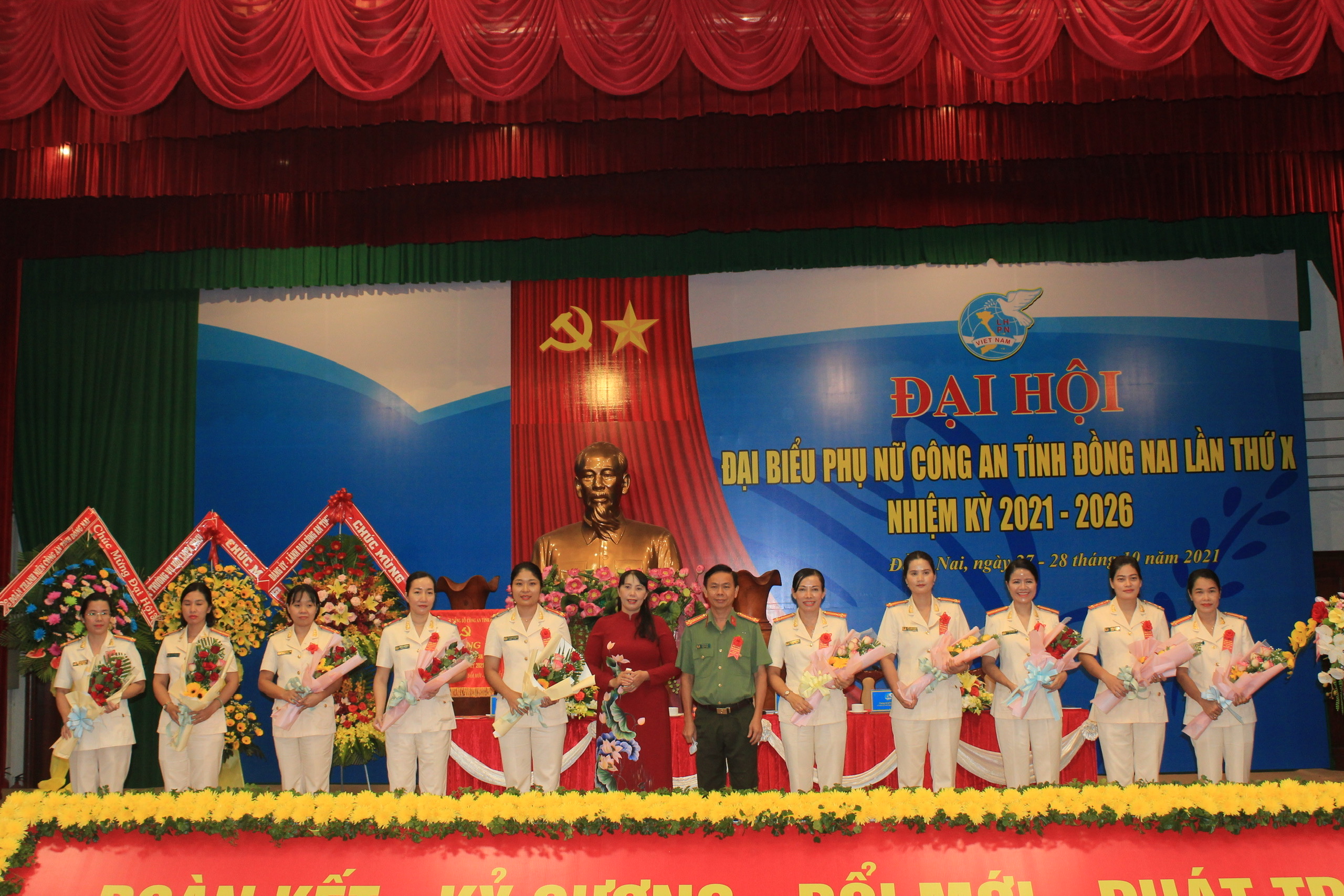 hinh 011121.8.jpg